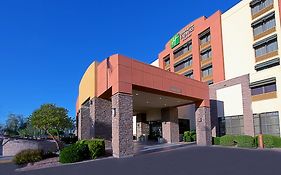 Holiday Inn Express Hotel&Suites Tempe